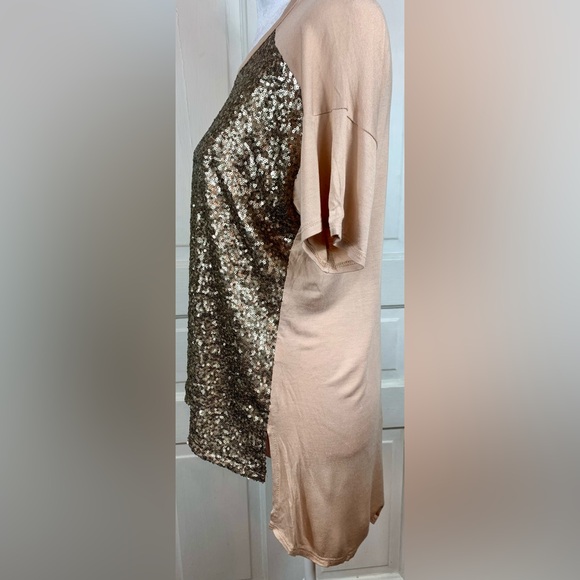 Charming Charlie Short Sleeved Sequined T-shirt - Women’s - Picture 5 of 8